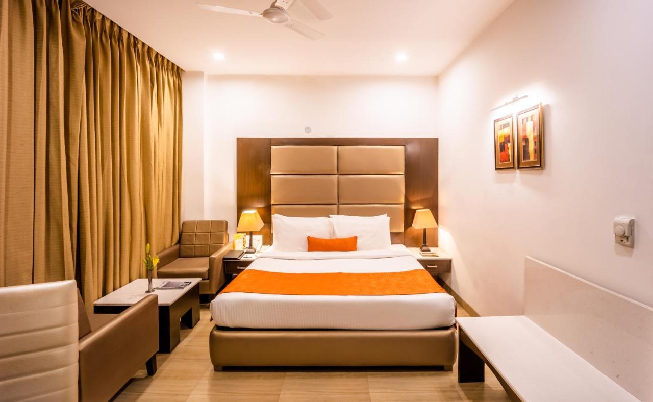 Hotel Shanti Palace Mahipalpur Új-Delhi Kültér fotó