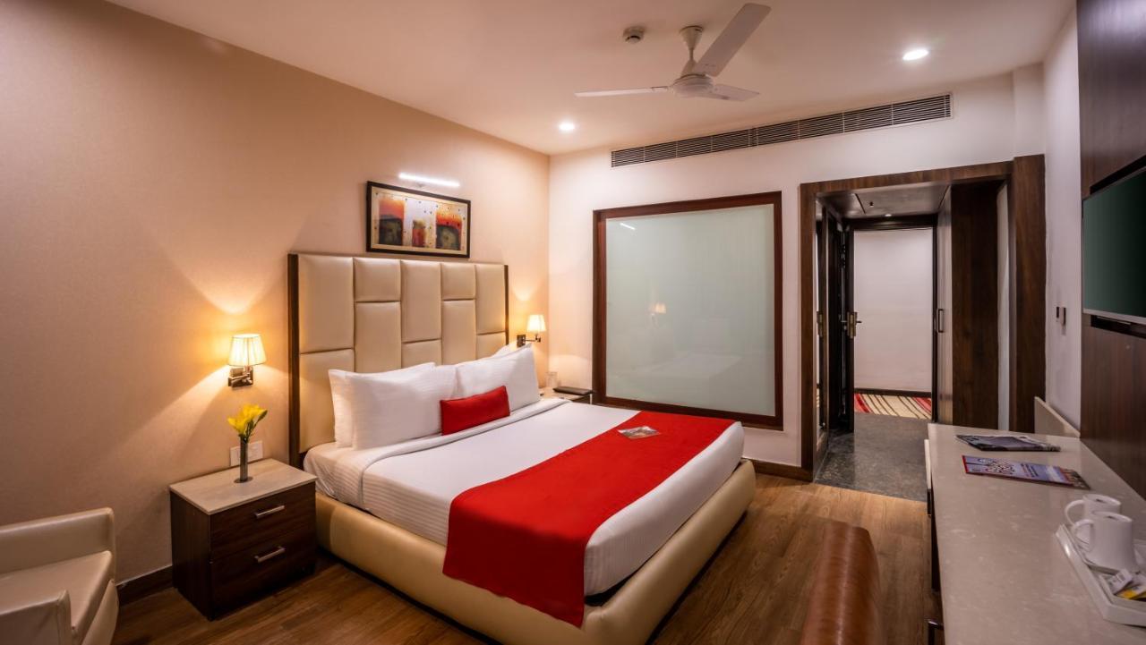 Hotel Shanti Palace Mahipalpur Új-Delhi Kültér fotó