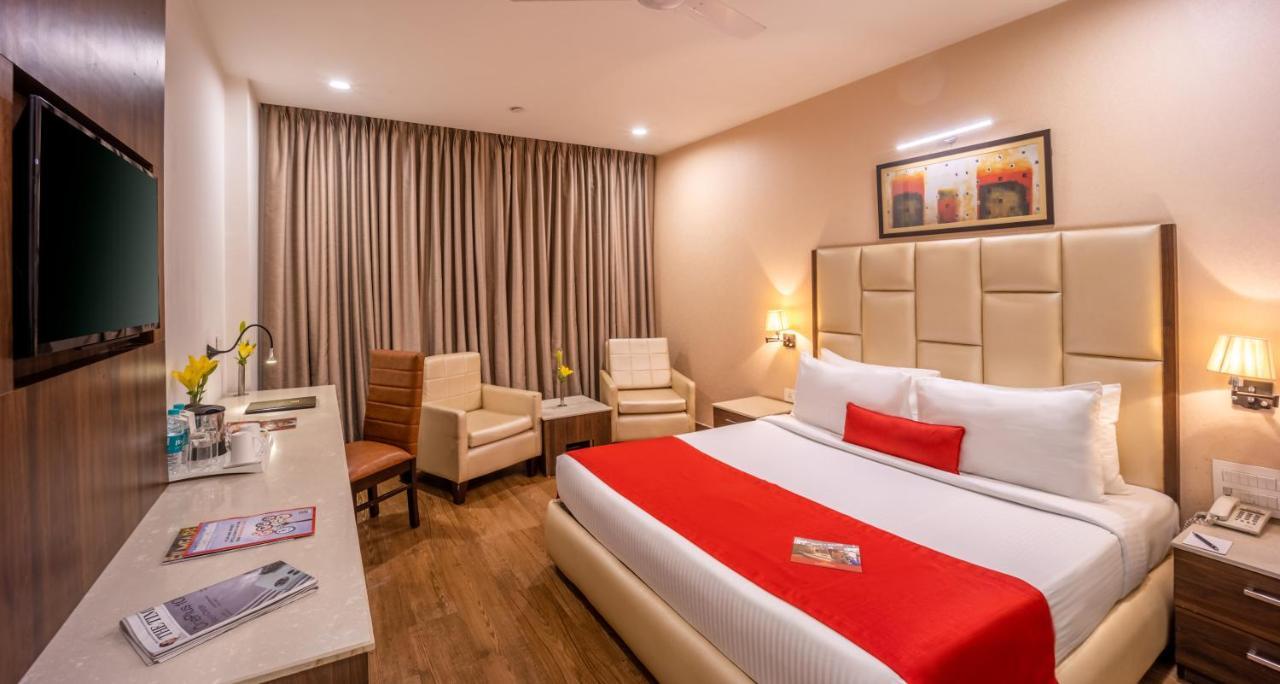 Hotel Shanti Palace Mahipalpur Új-Delhi Kültér fotó