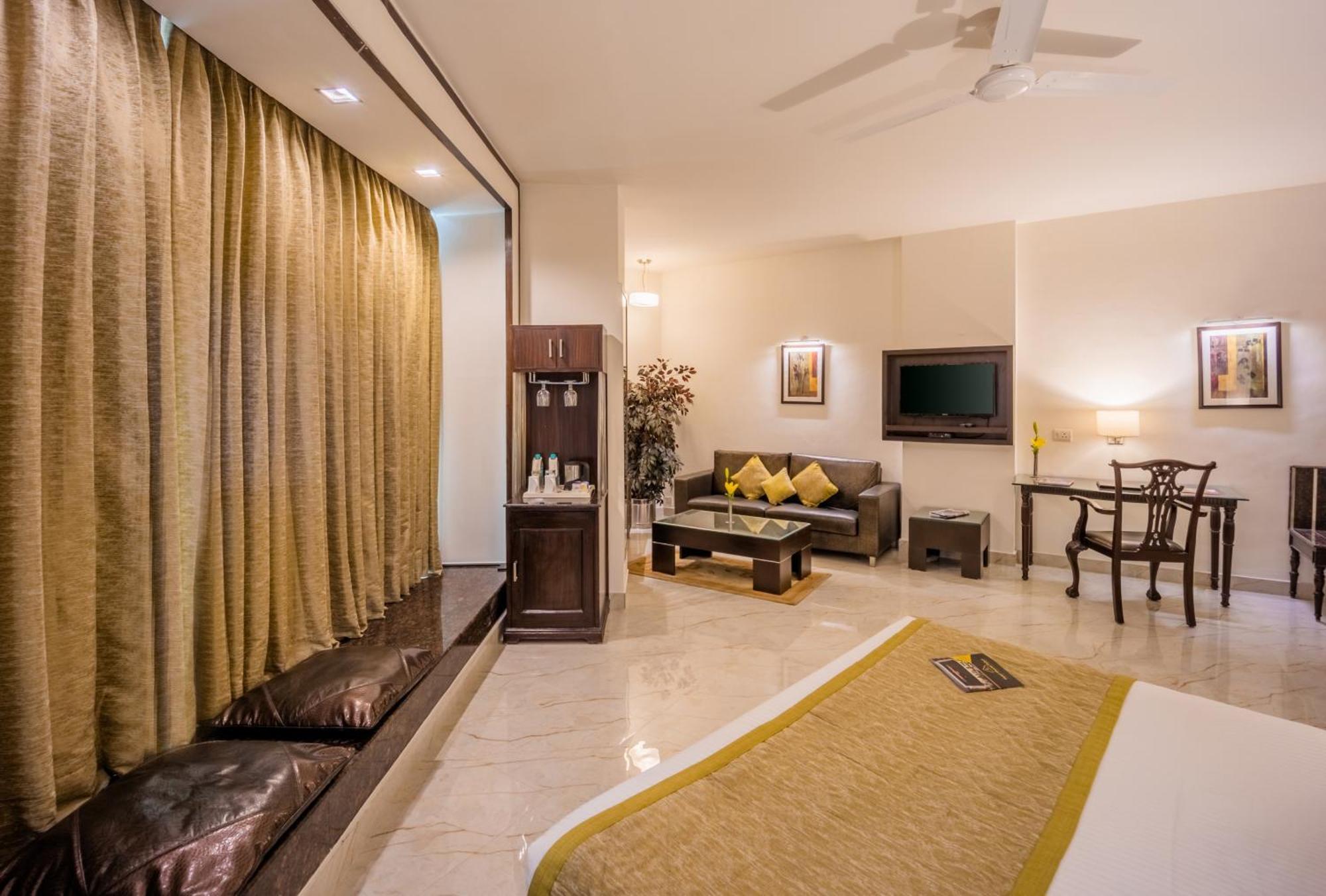 Hotel Shanti Palace Mahipalpur Új-Delhi Kültér fotó