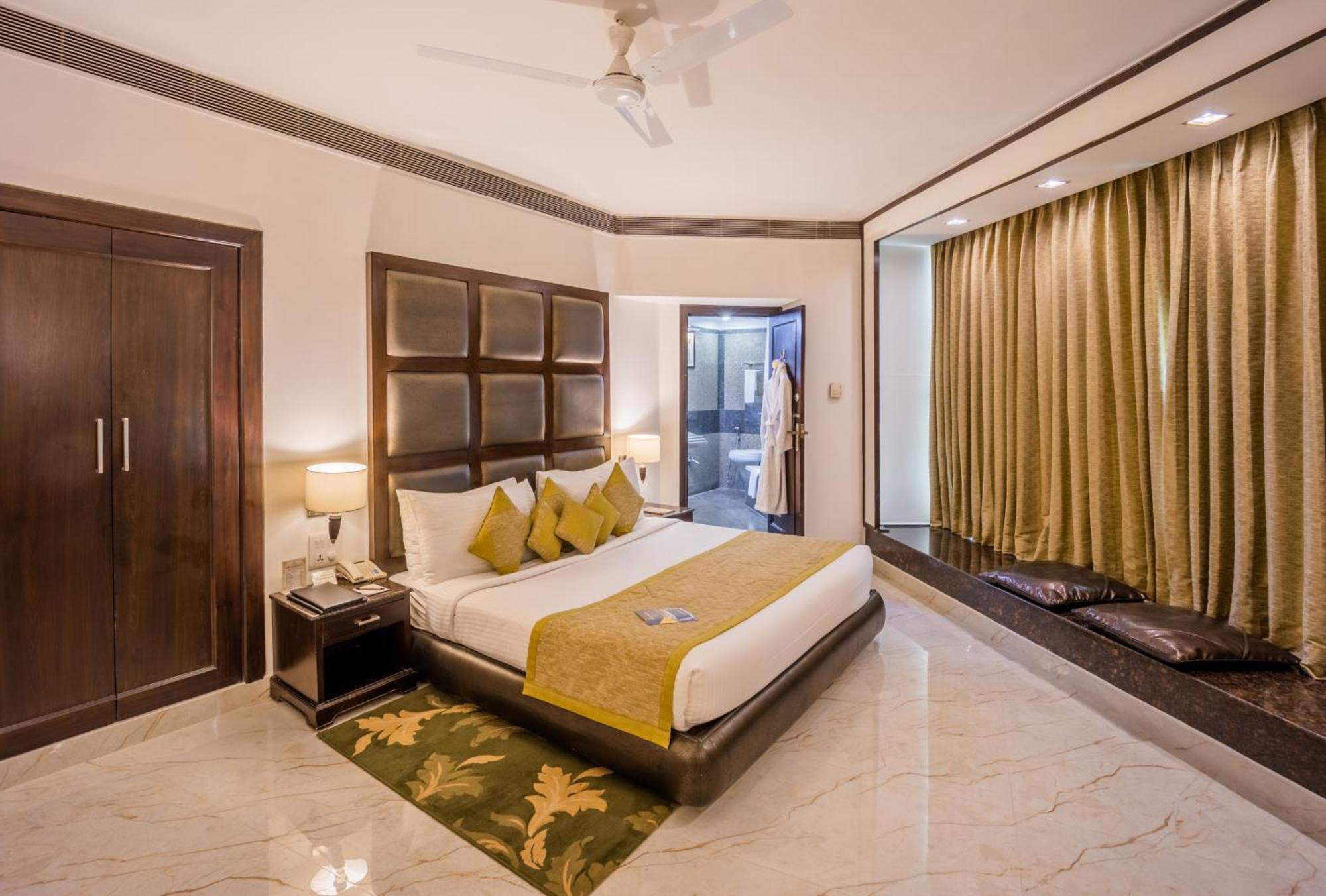 Hotel Shanti Palace Mahipalpur Új-Delhi Kültér fotó
